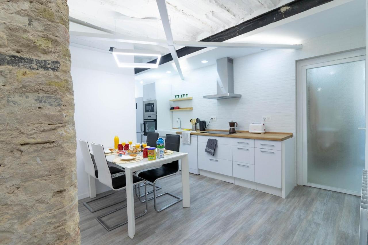 Piso En El Centro De Zaragoza, Parking Gratis, Check-In 24H Apartment Luaran gambar
